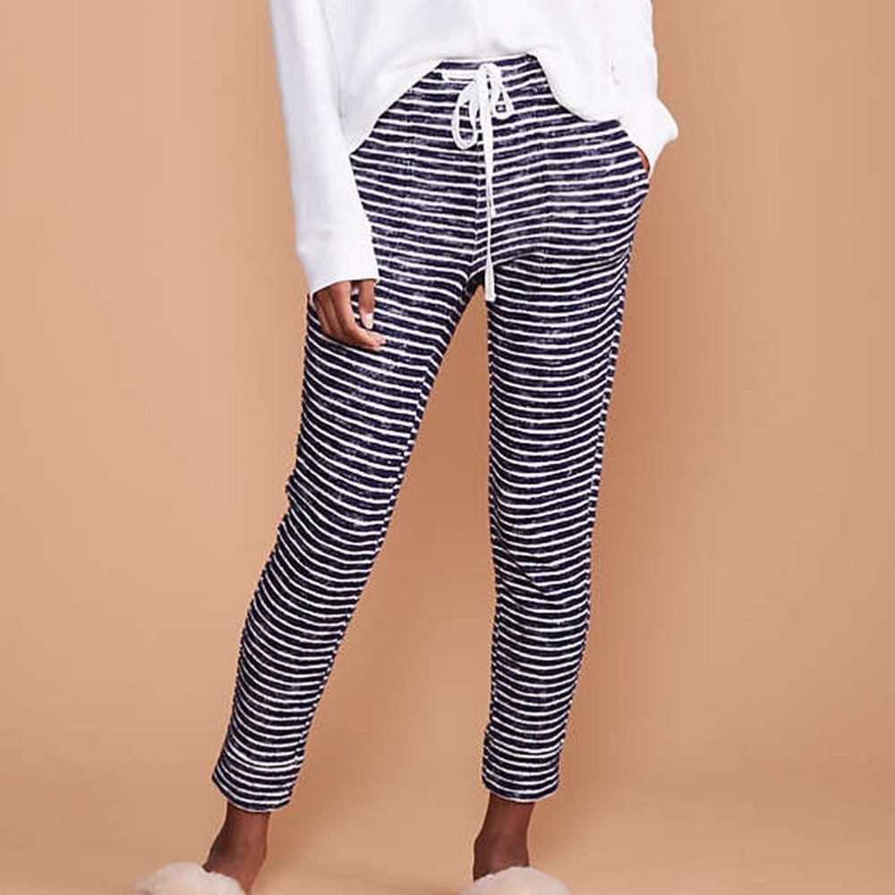 Lou & Grey Texture Loungewear Cropped Sweatpants Size Small Nautical Striped